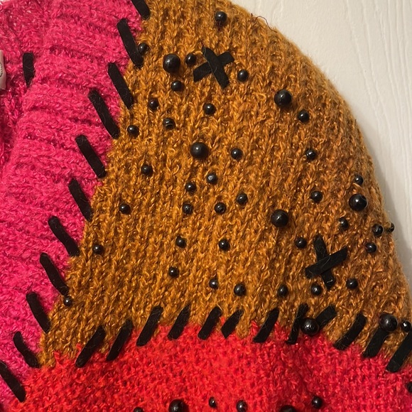 Vintage Bright Sweater - Picture 3 of 17